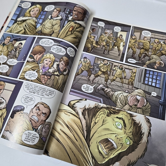 Marvel Hulk vs Fin Fang Foom Comic Book - Picture 5 of 6